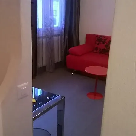 Apartment Studio Pre-fleuri